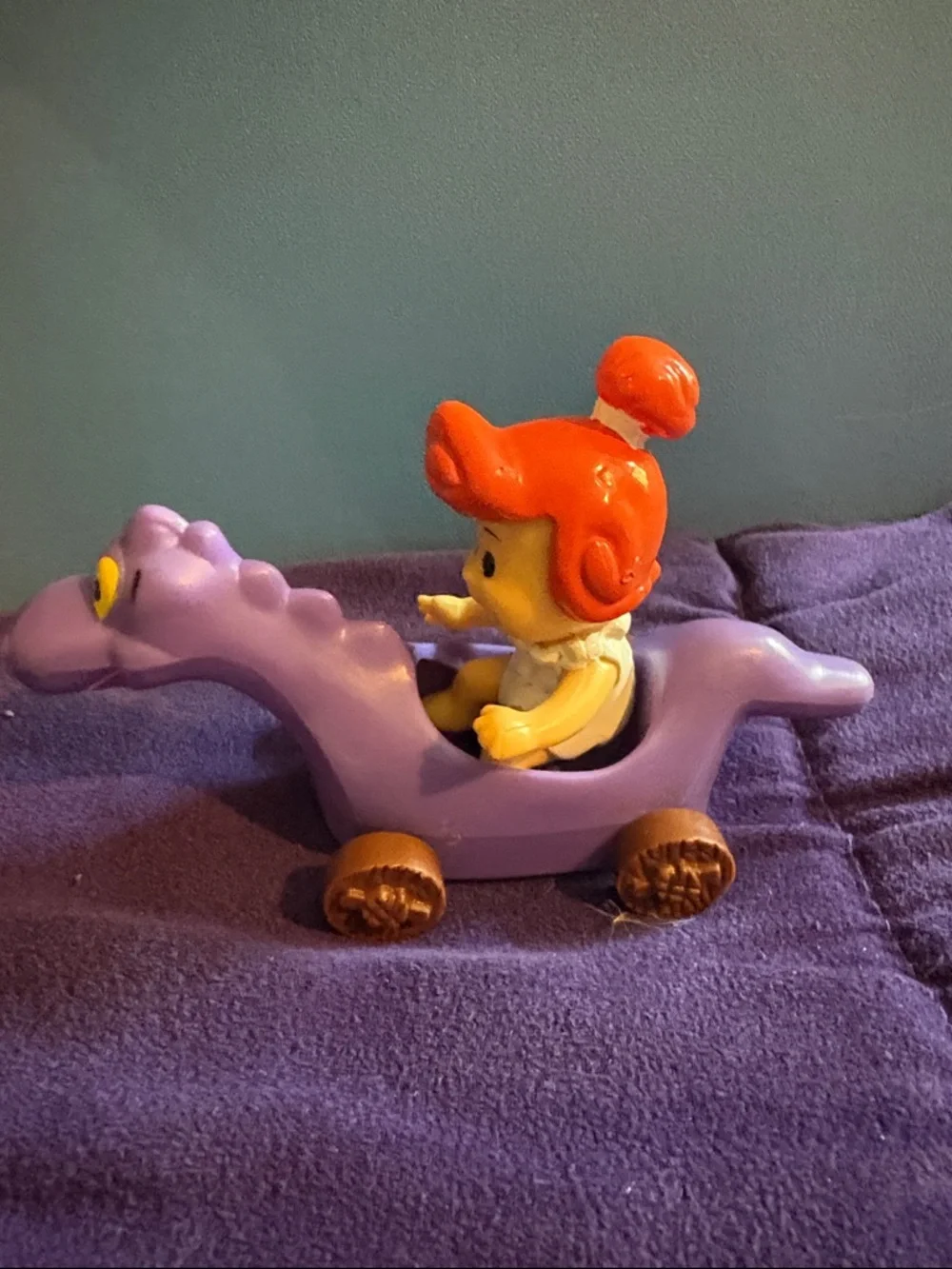 McDonald's Happy Meal 1988 Flintstone Kids Wilma Dinosaur